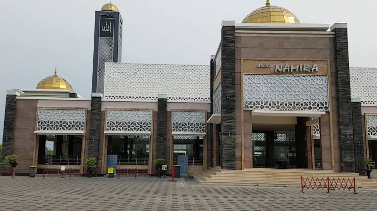 masjid namira